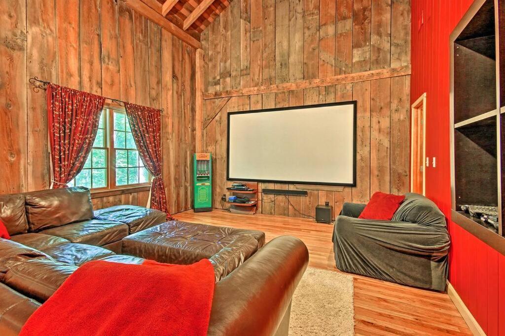 Bear's Eye View - Mountain Retreat W/ Hot Tub! Acme